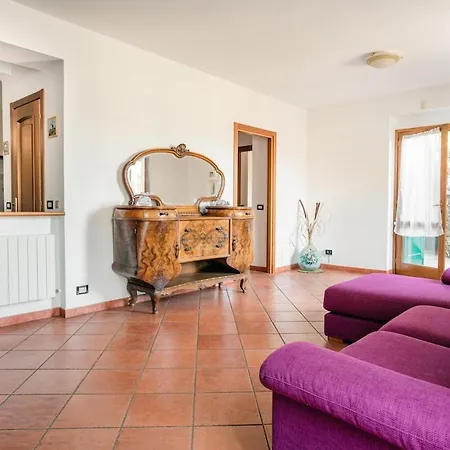 Live In - 2 Private With Bathroom And Wi-fi *