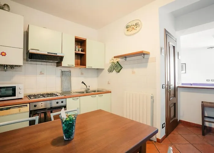 Live In - 2 Private With Bathroom And Wi-fi *